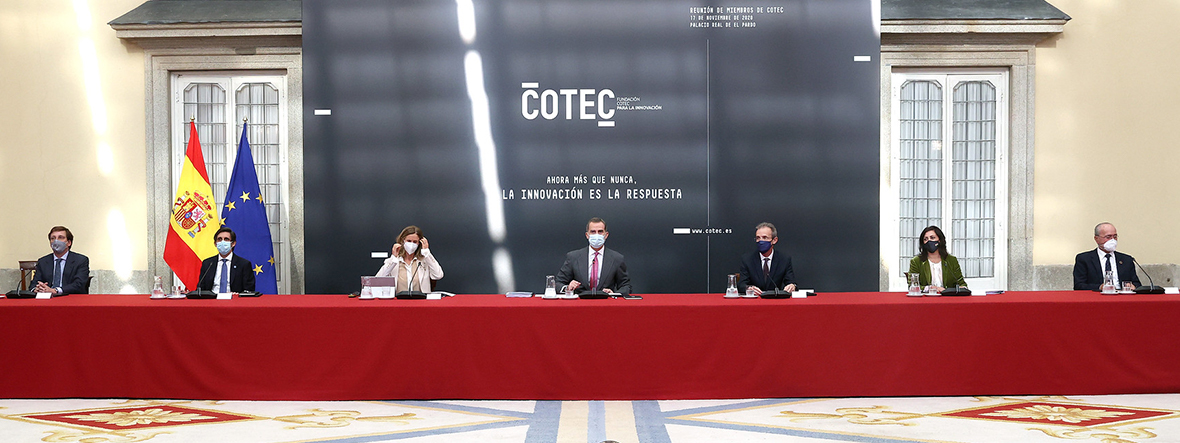 SM el Rey presidió la reunión anual de miembros de Cotec, celebrada en el Palacio de El Pardo